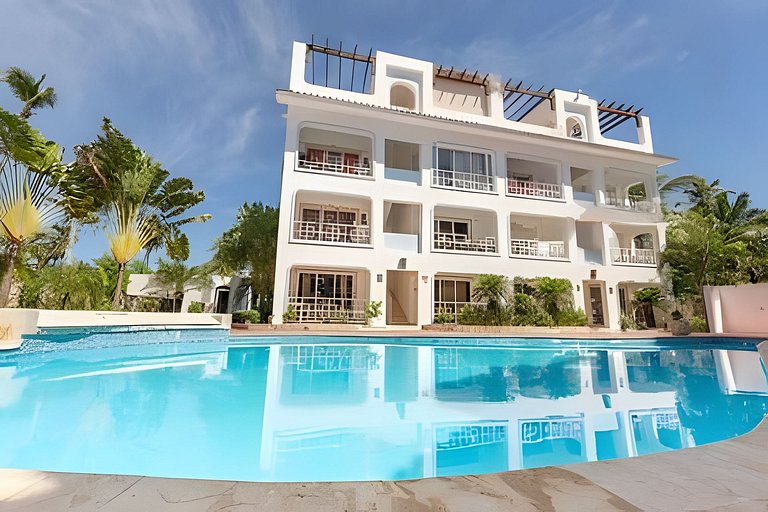 Los Corales Moderno Apto: Piscina y Playa 10 min