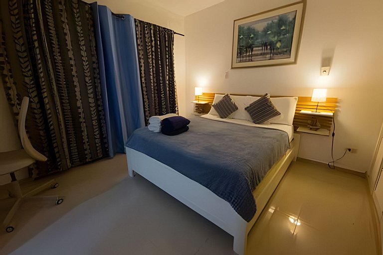 Los Corales Moderno Apto: Piscina y Playa 10 min