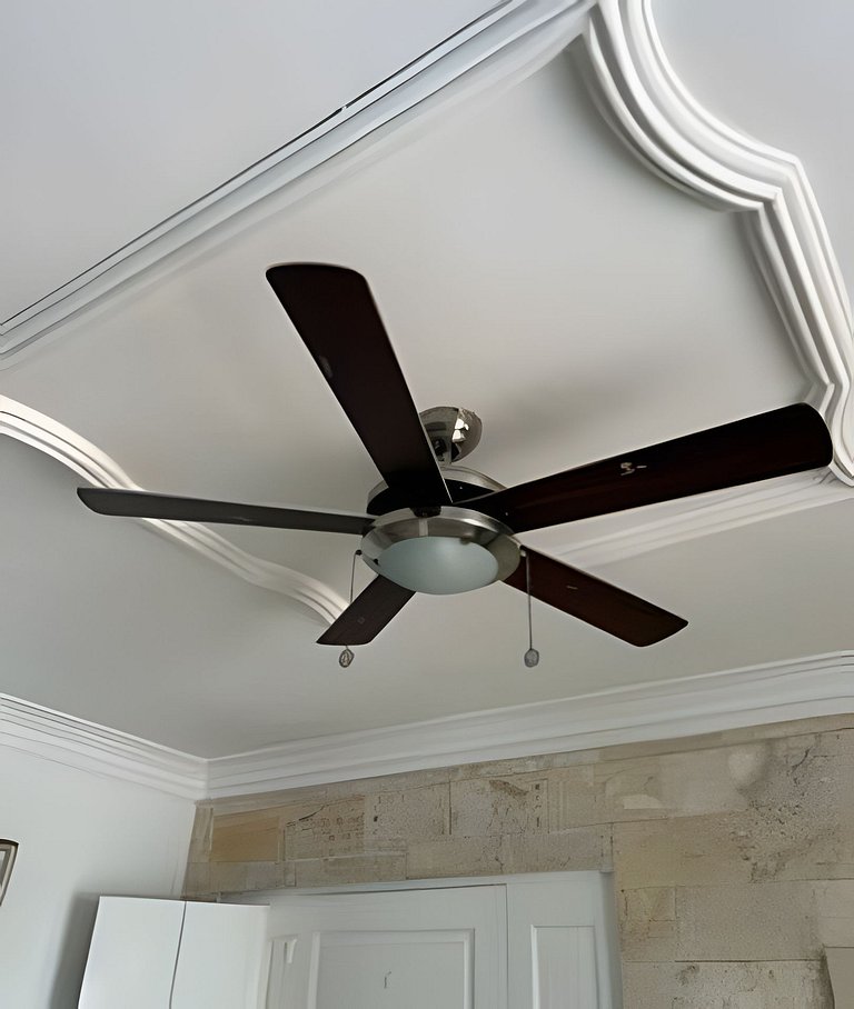 Los Corales Moderno Apto: Piscina y Playa 10 min