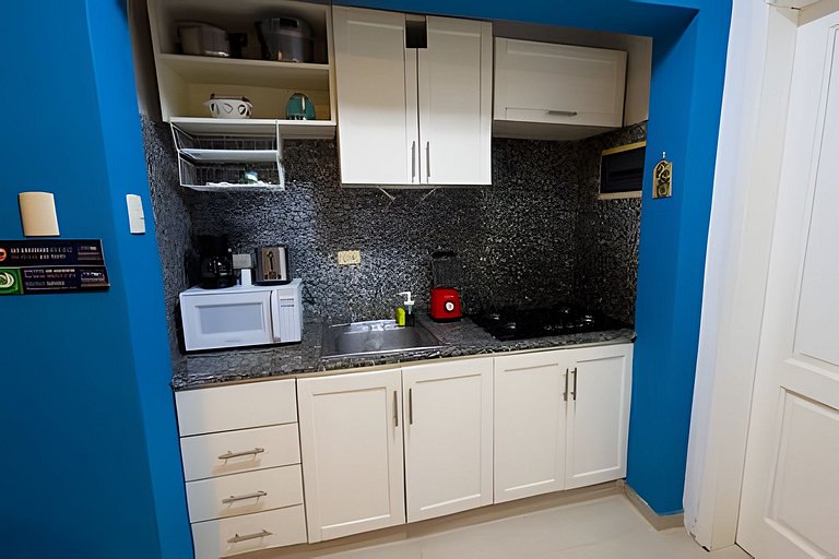 Los Corales Moderno Apto: Piscina y Playa 10 min