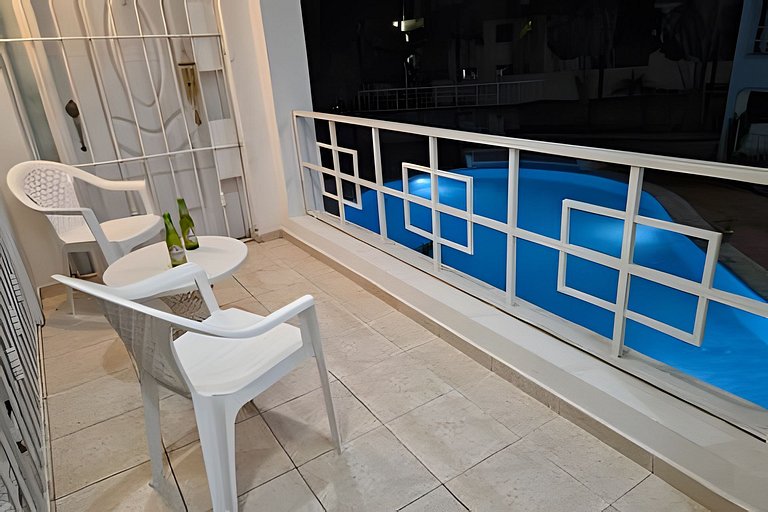 Los Corales Moderno Apto: Piscina y Playa 10 min