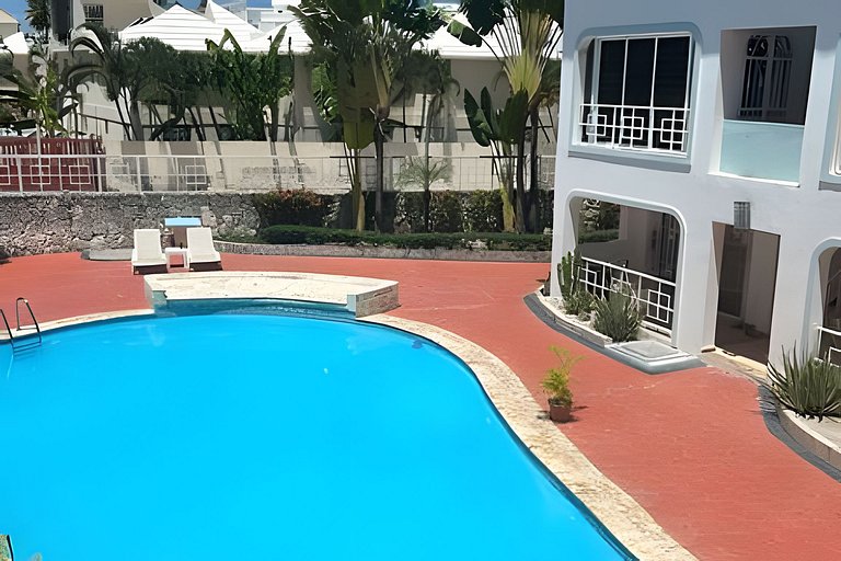 Los Corales Moderno Apto: Piscina y Playa 10 min