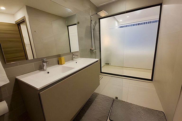 Condominio de lujo Salida a playa Estilo Resort Muchas comod