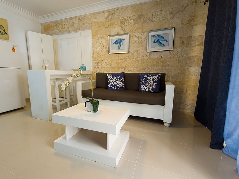 Los Corales Moderno Apto: Piscina y Playa 10 min